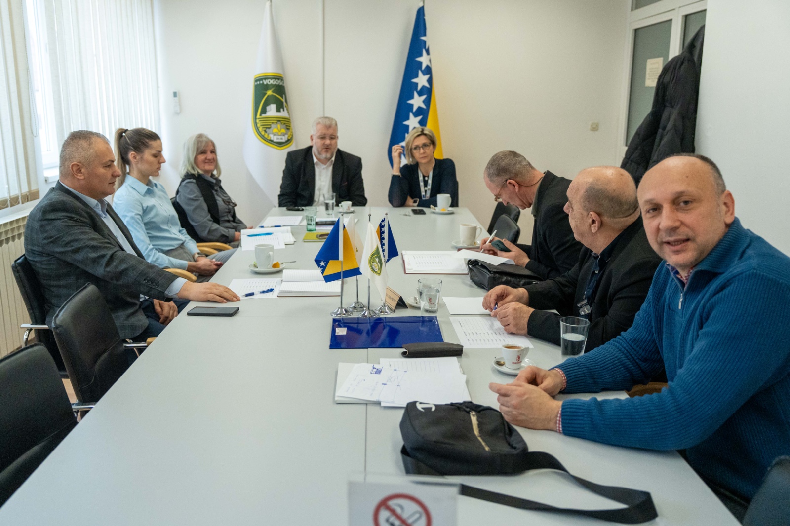 NAČELNIK HASANOVIĆ ODRŽAO SASTANAK S DIREKTORIMA VOGOŠĆANSKIH OSNOVNIH ŠKOLA