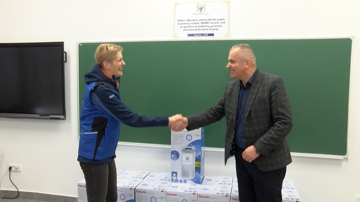 HUMANITARNA ORGANIZACIJA BARAKAH CHARITY URUČILA  VRIJEDNU DONACIJU  OŠ “ZAHID BARUČIJA”