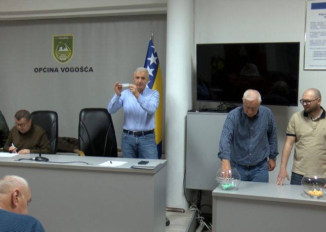 OBAVLJEN ŽRIJEB PAROVA 28. TRADICIONALNOG MALONOGOMETNOG TURNIRA „VOGOŠĆA 2026”