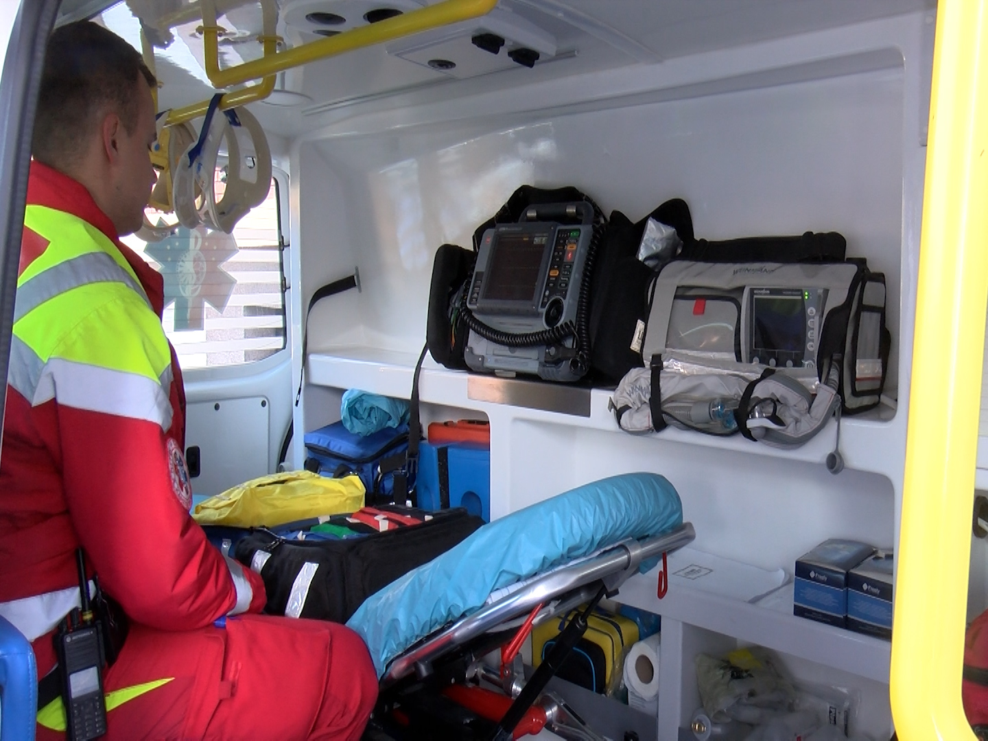 SVAKODNEVNI IZAZOVI EKIPE HITNE MEDICINSKE POMOĆI