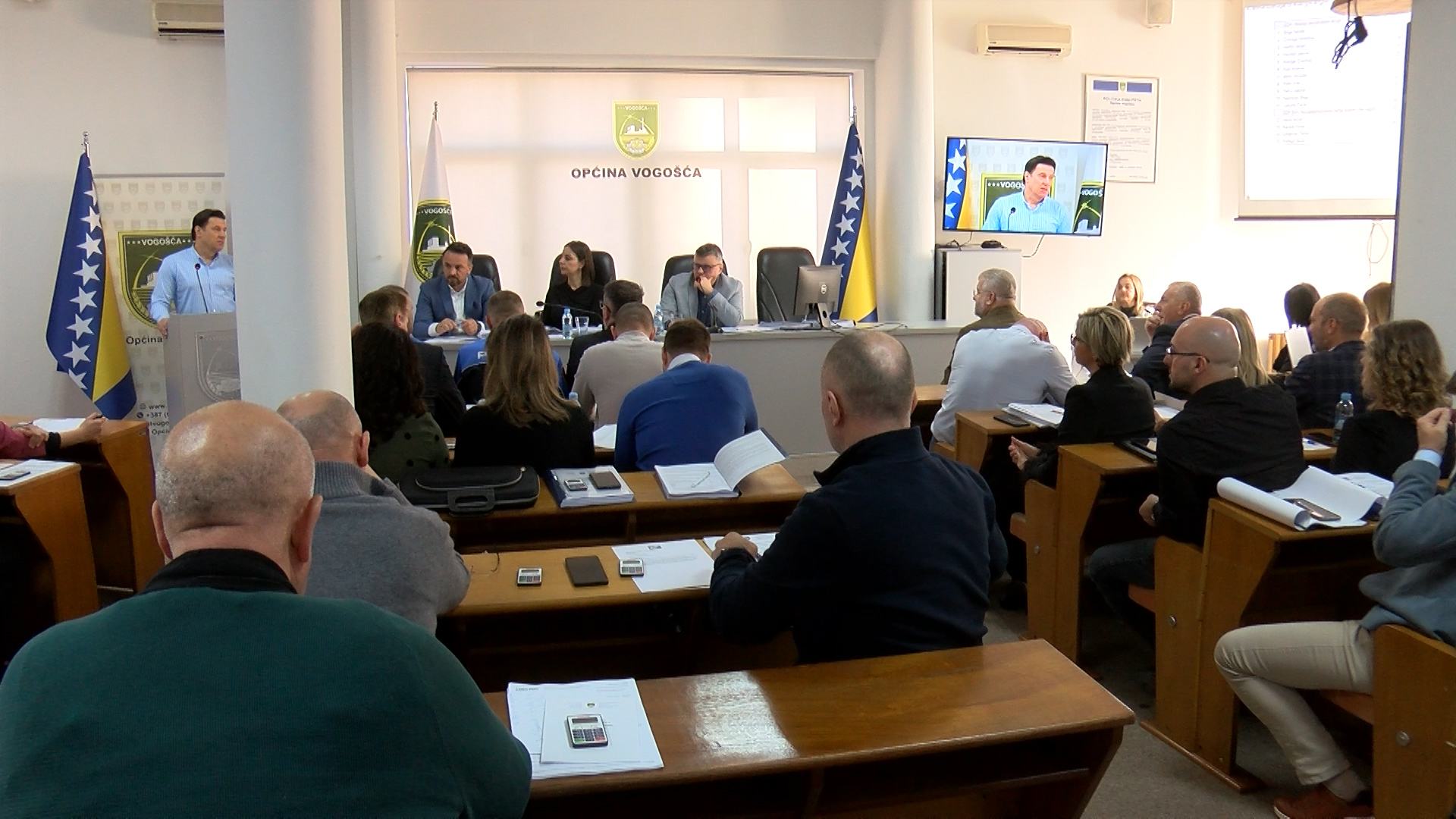 SUTRA 15. REDOVNA SJEDNICA OPĆINSKOG VIJEĆA VOGOŠĆA