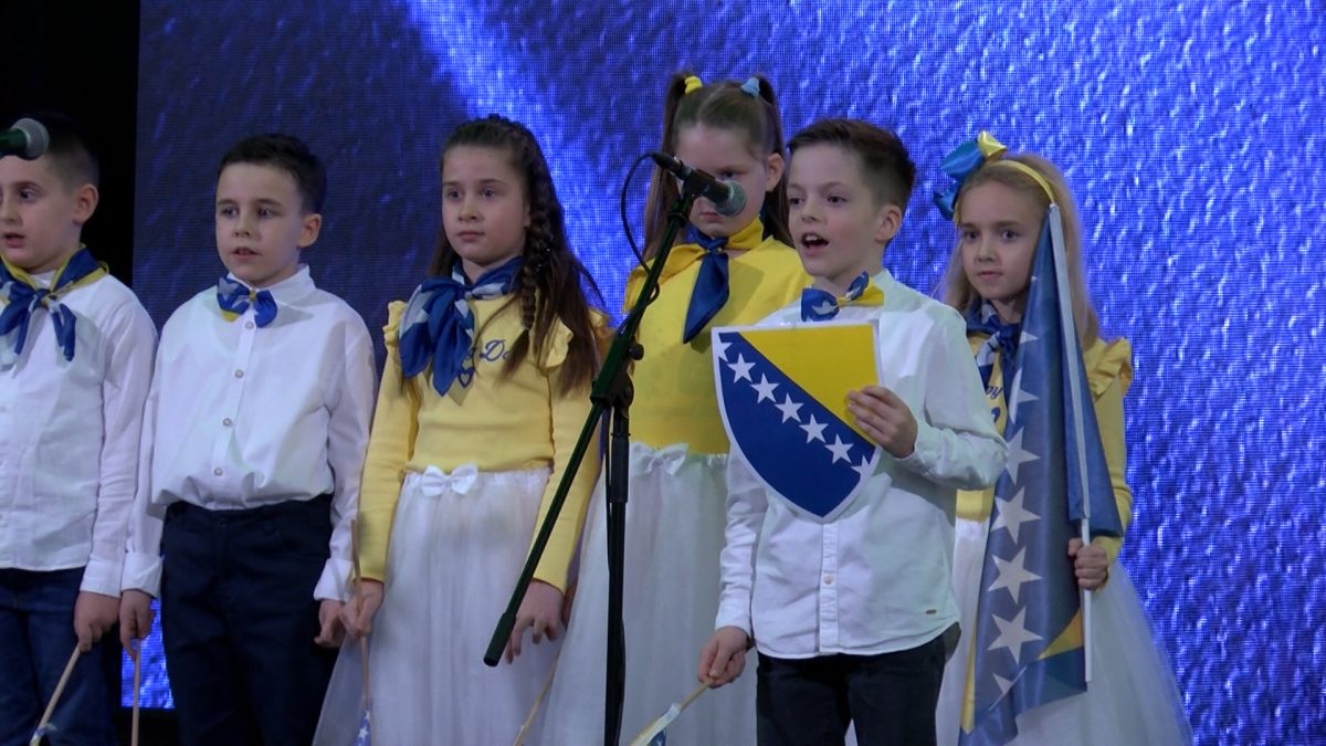 U POVODU DANA NEZAVISNOSTI BIH SUTRA SVEČANA SJEDNICA OPĆINSKOG VIJEĆA VOGOŠĆA