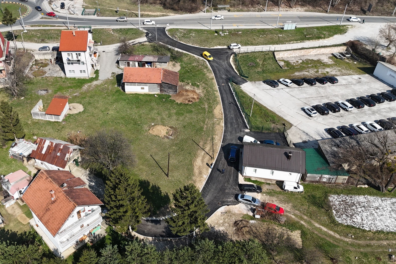 ASFALTIRANA DIONICA ULICE IGMANSKA U DUŽINI 110 METARA, U TOKU PRIPREMNI RADOVI U ULICI GAREŽ