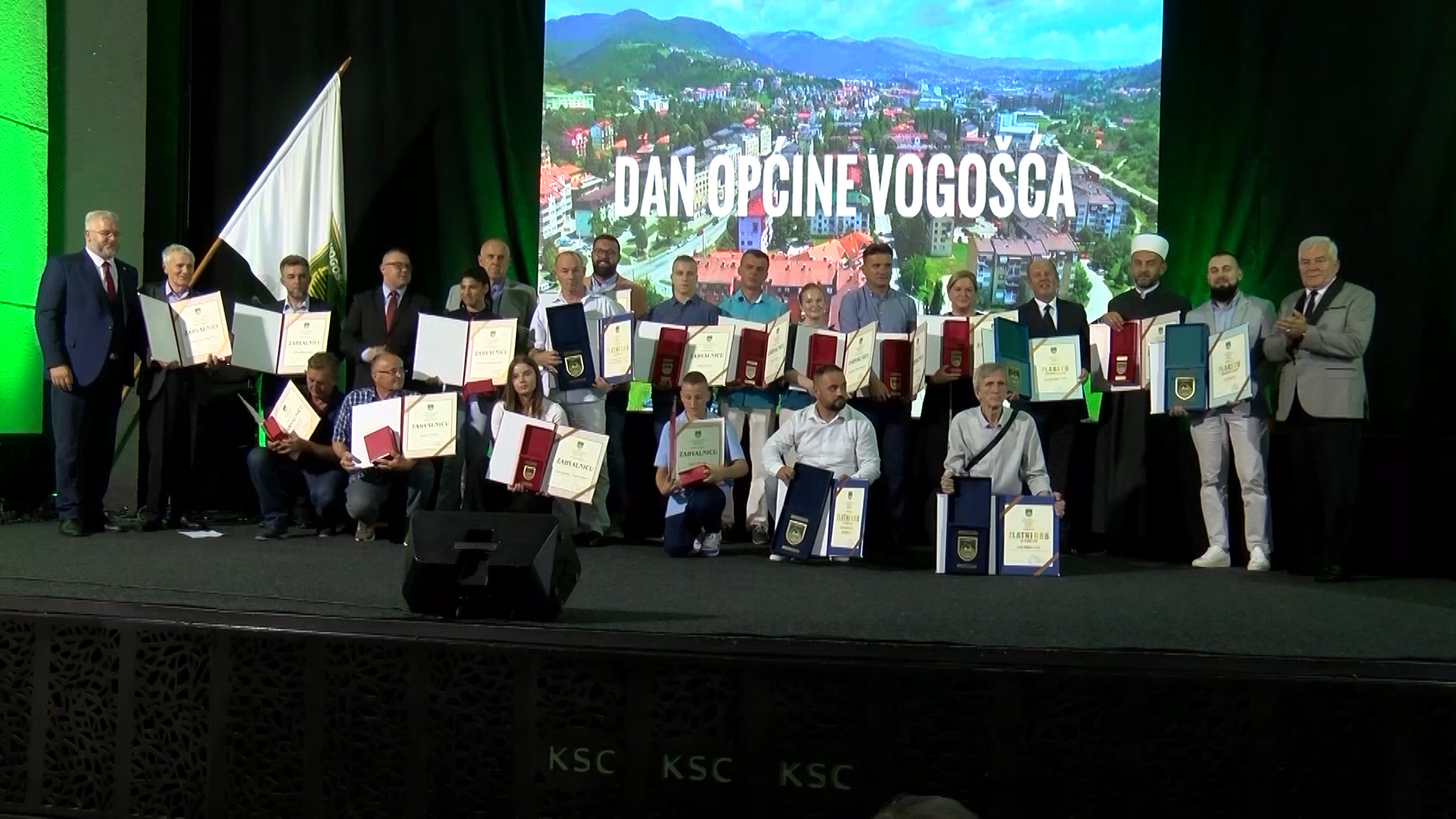 RASPISAN JAVNI POZIV ZA PREDLAGANJE KANDIDATA ZA DODJELU OPĆINSKIH PRIZNANJA