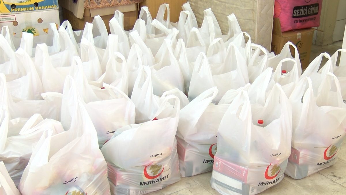 VOGOŠĆANSKI MERHAMET SVOJE KORISNIKE OBRADOVAO BAJRAMSKIM PAKETIMA