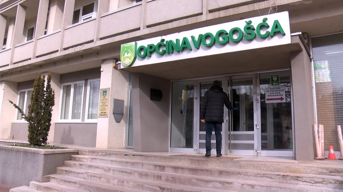 OPĆINA VOGOŠĆA RASPISALA JE JAVNI POZIV ZA DODJELU SREDSTAVA OBRAZOVNIM USTANOVAMA IZ BUDŽETA OPĆINE VOGOŠĆA