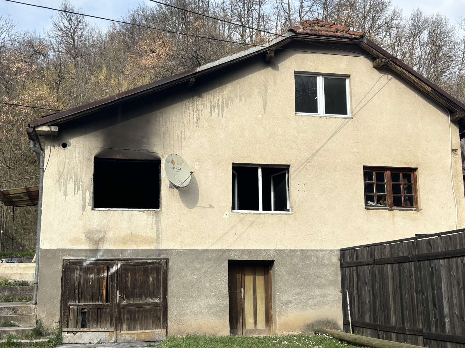 POŽAR U STAMBENOM OBJEKTU U VOGOŠĆI ODNIO JEDAN ŽIVOT