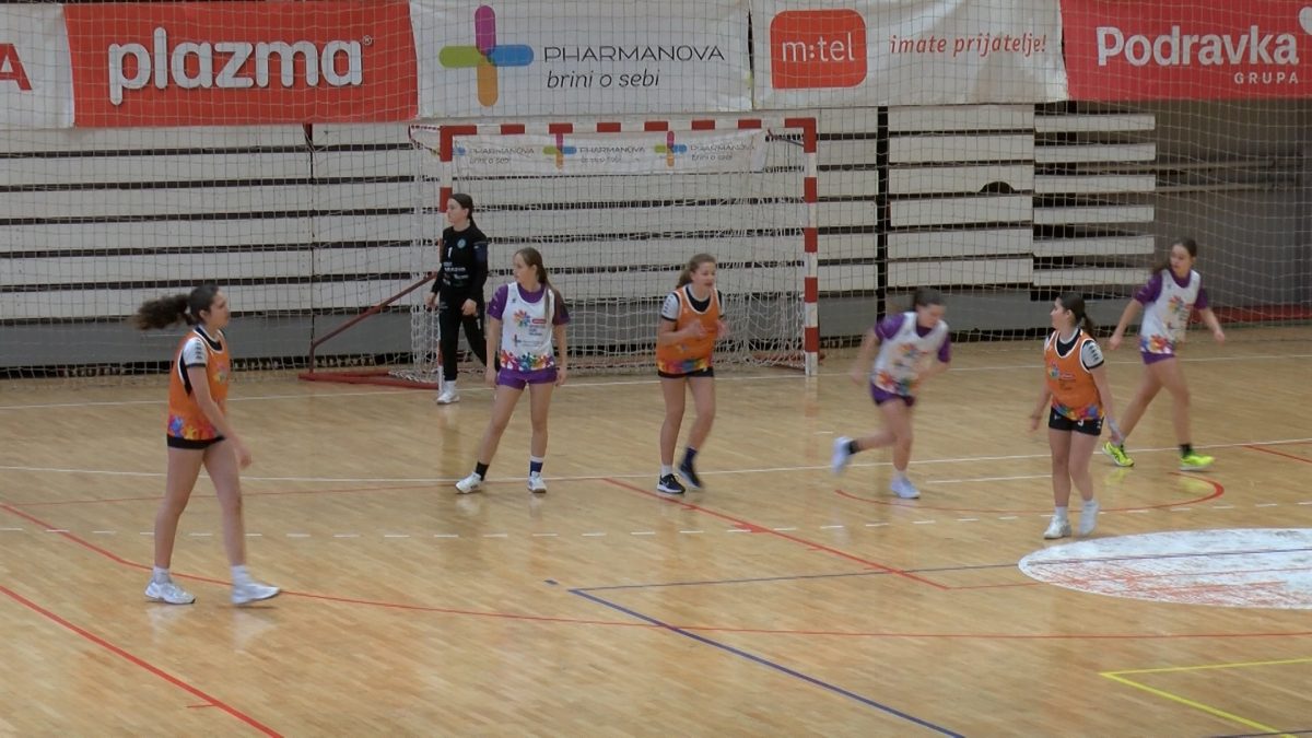 U SKLOPU SPORTSKIH IGARA MLADIH ODRŽANO RUKOMETNO TAKMIČENJE