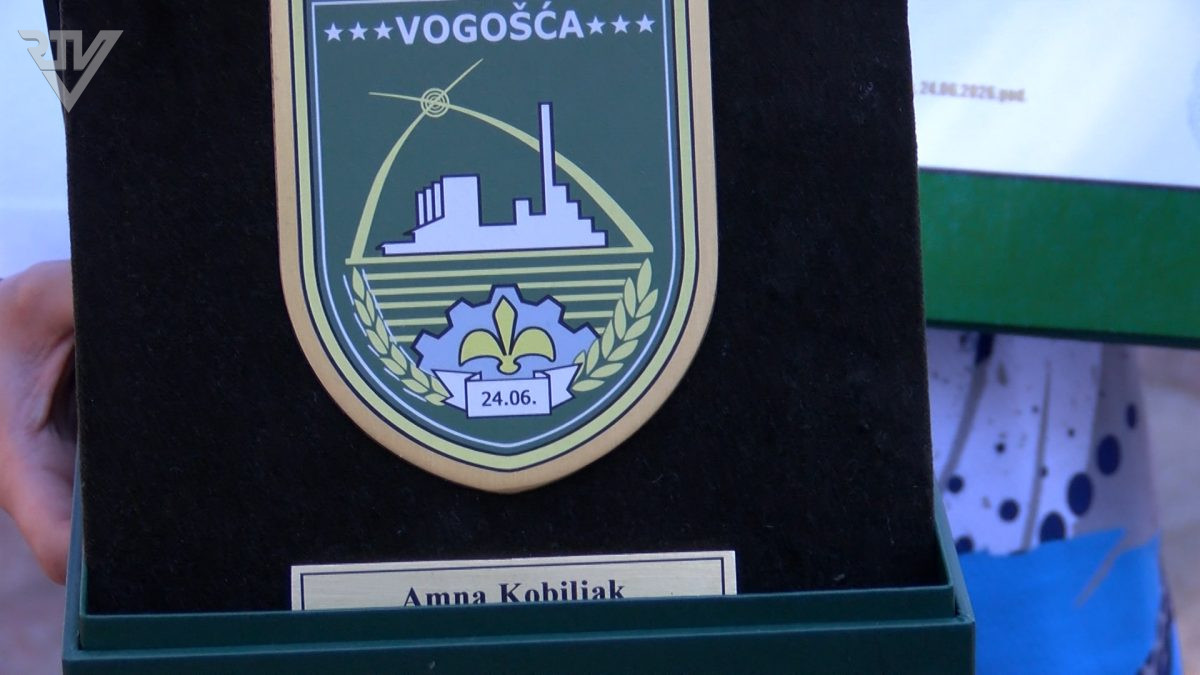 ČLANOVIMA TAEKWONDO KLUBA “VICTORY” URUČENE PLAKETE OPĆINE VOGOŠĆA