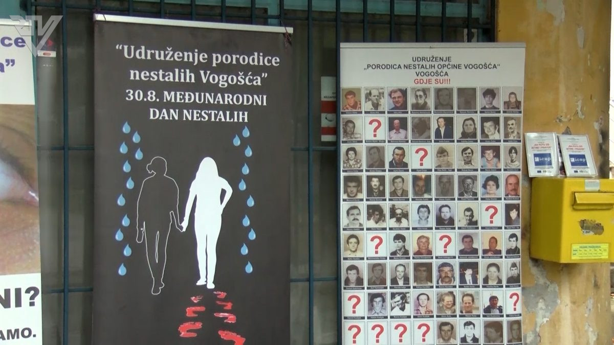 POSTAVLJANJEM INSTALACIJE NESTALOG LIKA U VOGOŠĆI BIĆE OBILJEŽEN 30. AUGUST – MEĐUNARODNI DAN NESTALIH