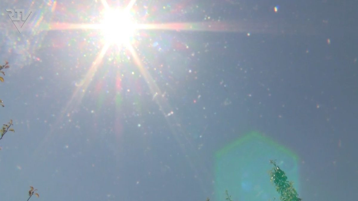 UPALJENO CRVENO UPOZORENJE: TEMPERATURE IDU I DO 40°C