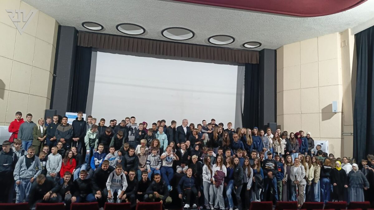 ODRŽANA VOGOŠĆANSKA PREMIJERA FILMA “DITE” AUTORA RIJADA GVOZDENA
